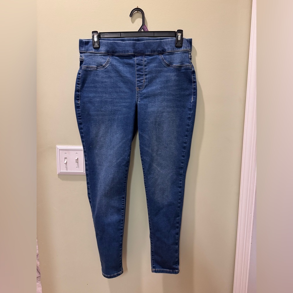 St. John's Bay Women's Blue Jeggings